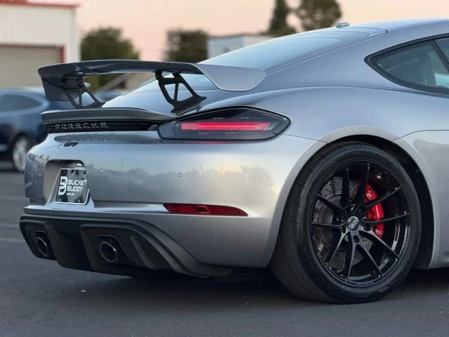 2021 Porsche 718 Cayman GT4 - Image 14 of 21