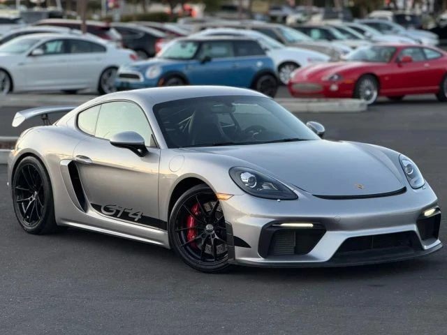 2021 Porsche 718 Cayman GT4 - Image 3 of 12