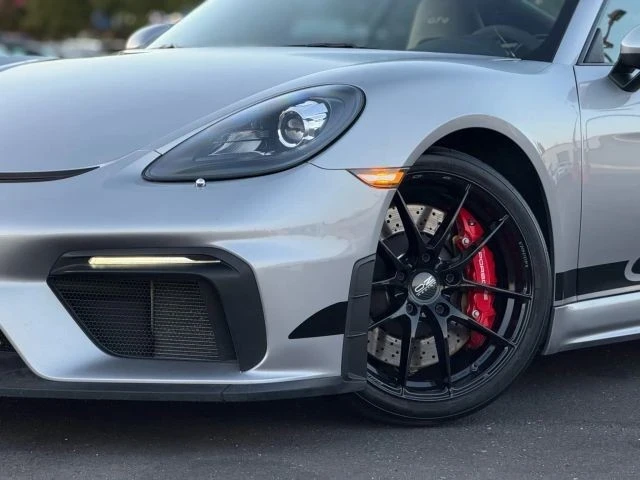 2021 Porsche 718 Cayman GT4 - Image 2 of 12