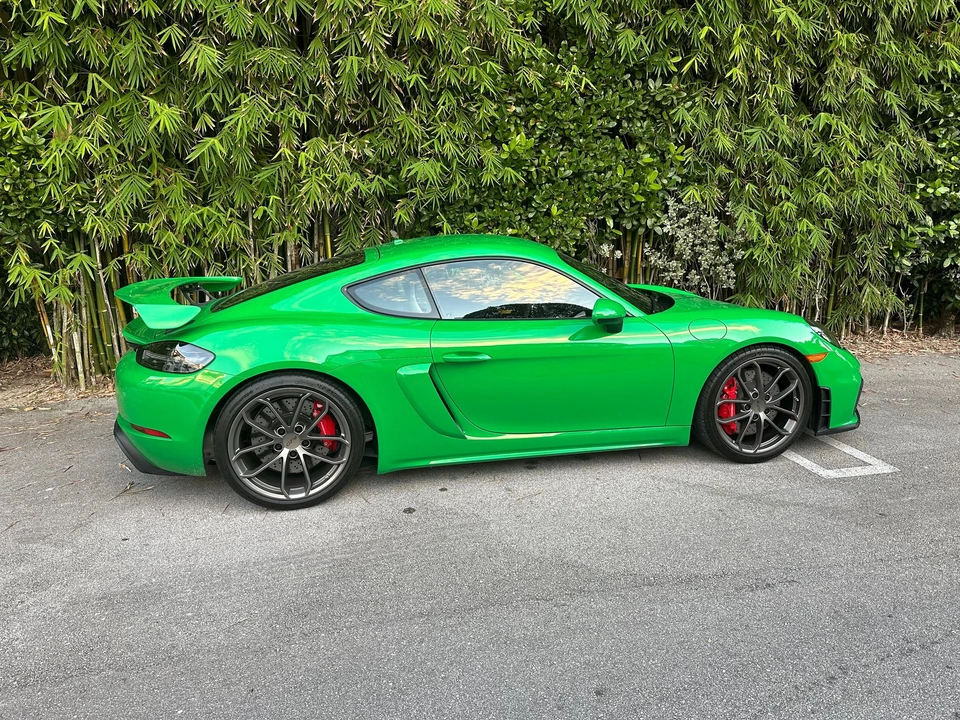 2021 Porsche 718 Cayman GT4 - Image 8 of 16