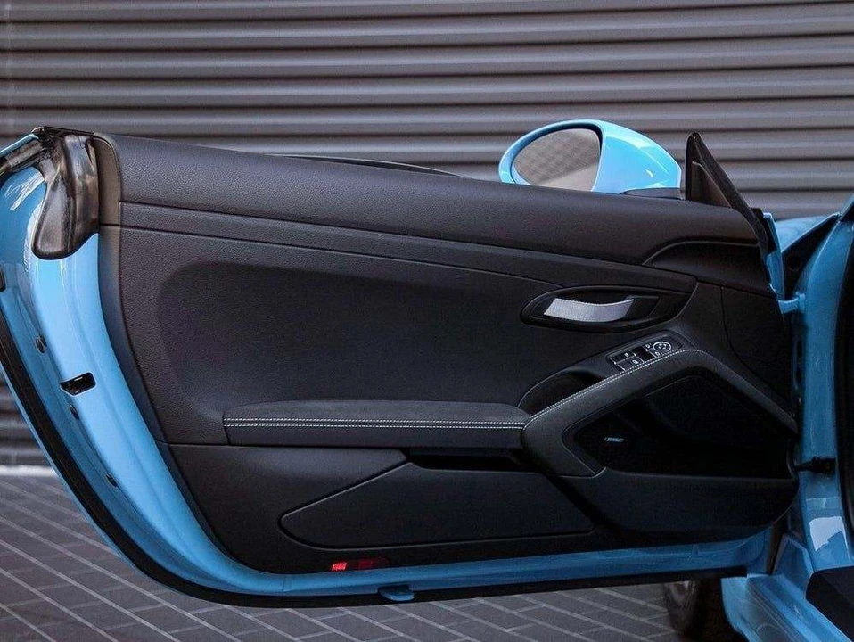 2021 Porsche 718 Cayman GT4 - Image 14 of 14