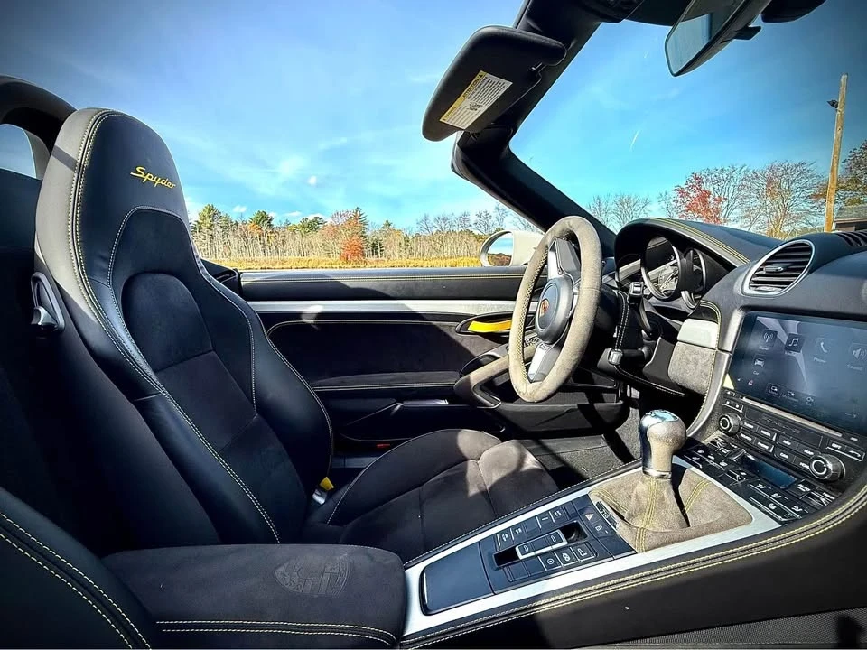 2021 Porsche 718 Boxster Spyder - Image 9 of 10