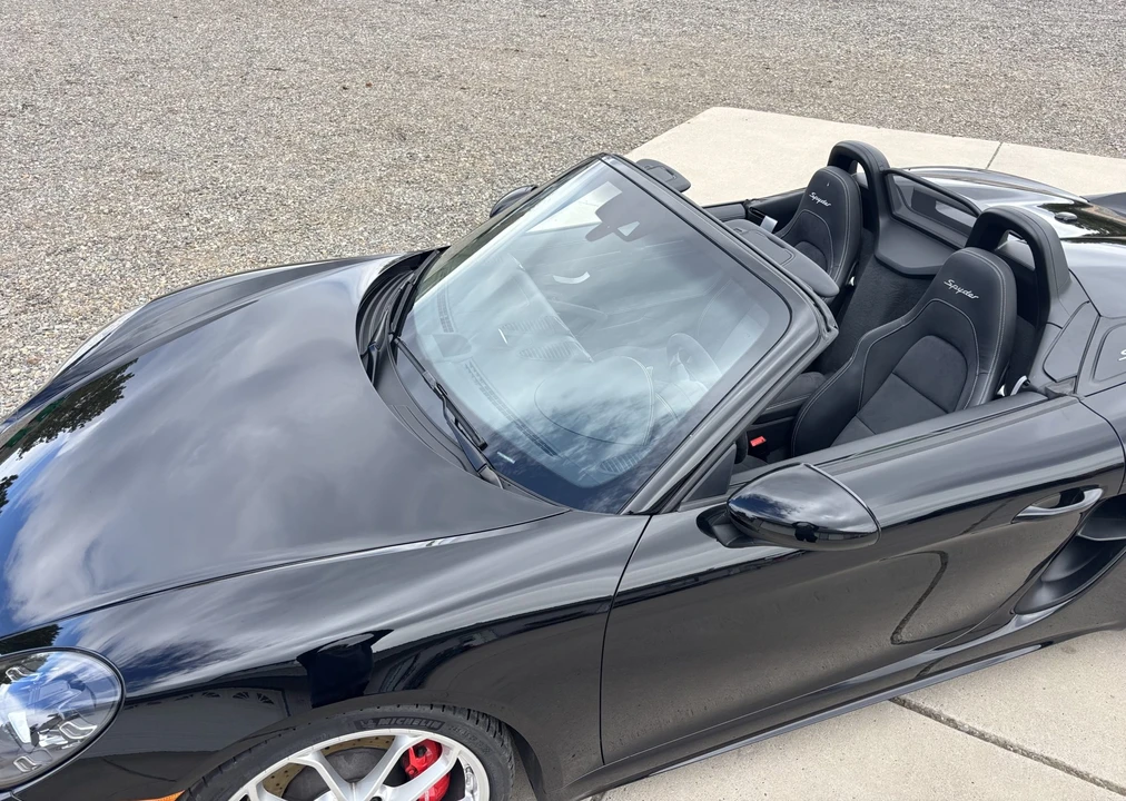 2021 Porsche - Image 18 of 31