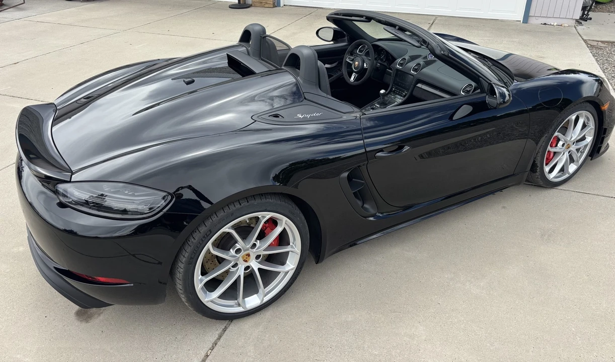 2021 Porsche - Image 4 of 31