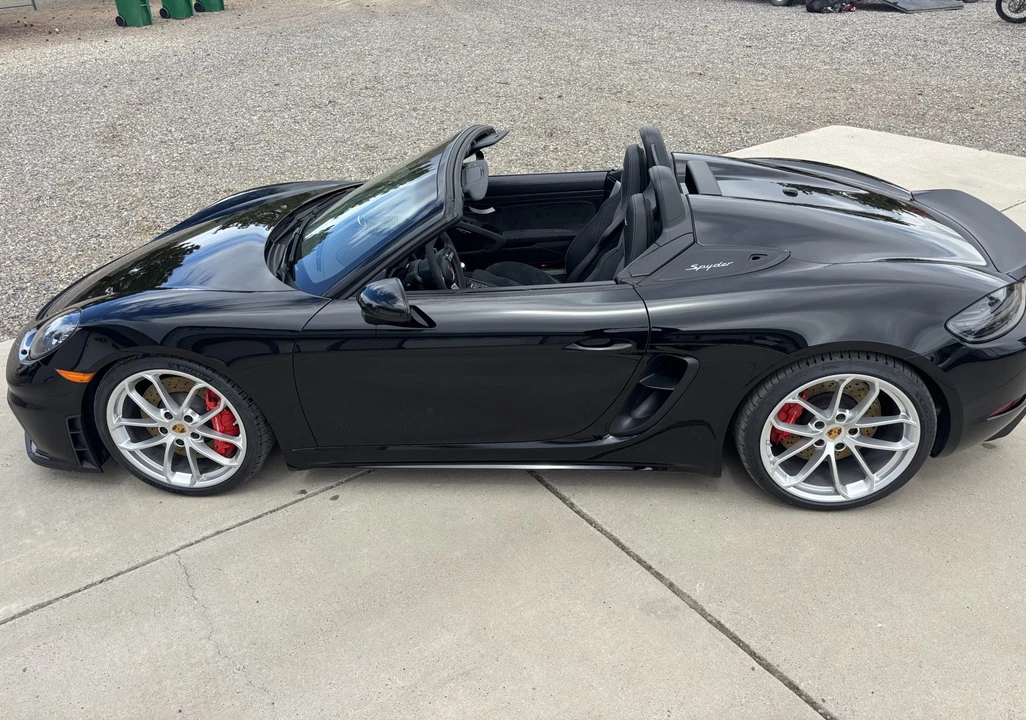 2021 Porsche - Image 9 of 31
