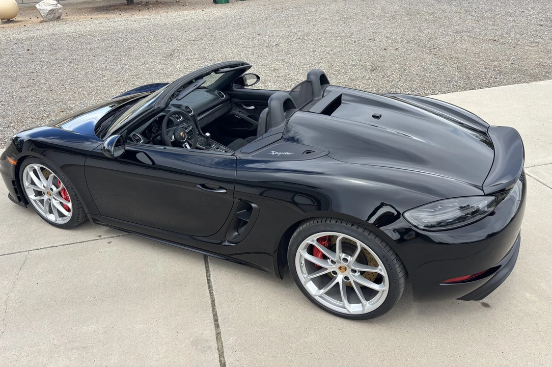 2021 Porsche - Image 7 of 31