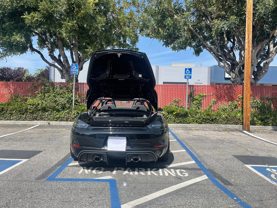 2021 Porsche 718 Boxster Spyder - Image 4 of 17