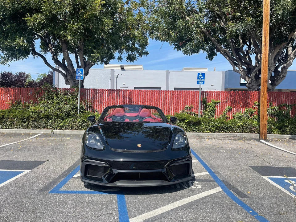 2021 Porsche 718 Boxster Spyder - Image 2 of 17