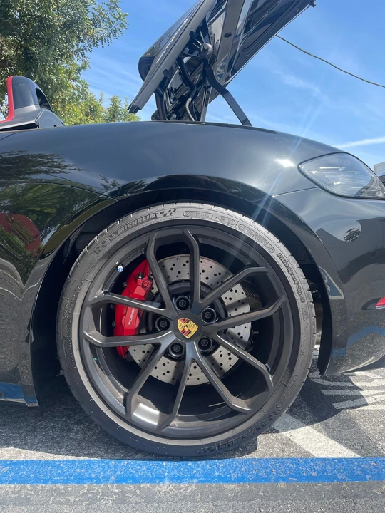 2021 Porsche 718 Boxster Spyder - Image 11 of 17