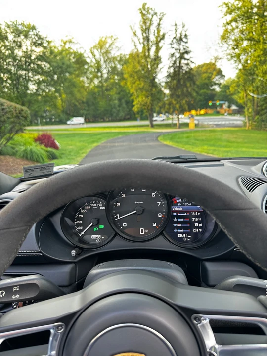 2021 Porsche 718 Boxster Spyder - Image 16 of 21