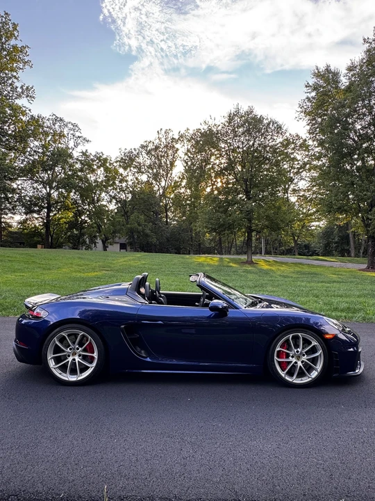 2021 Porsche 718 Boxster Spyder - Image 17 of 21