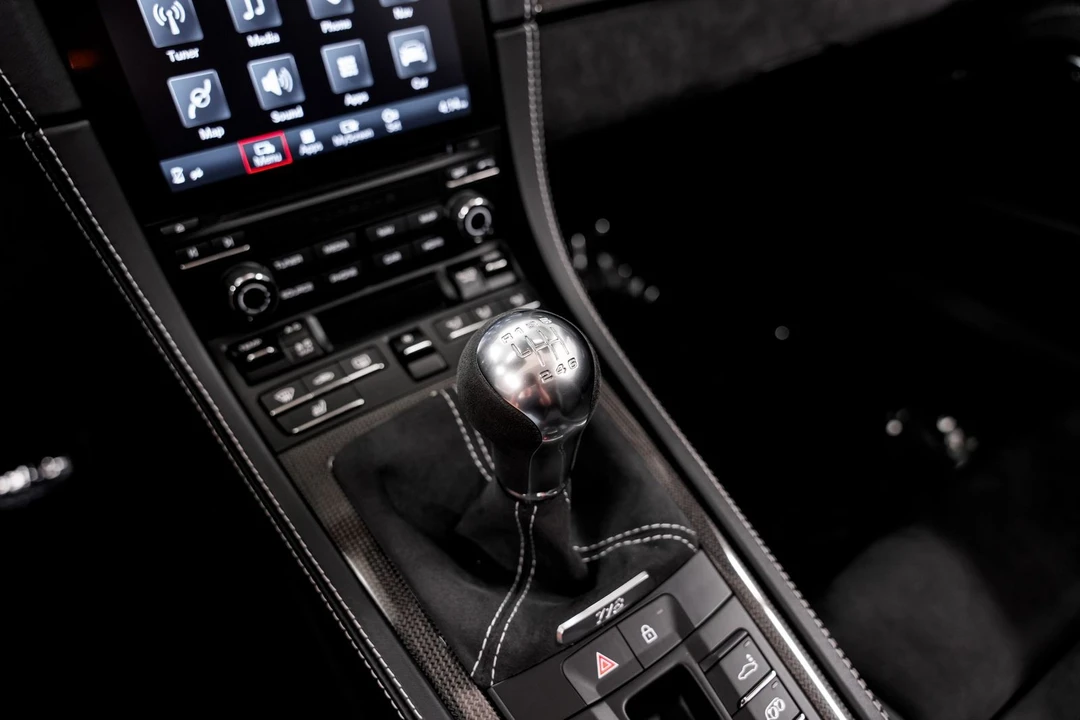 2021 Porsche Boxster - Image 16 of 31