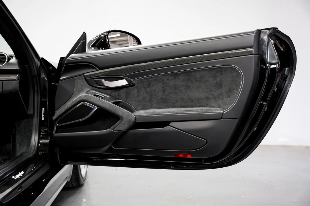 2021 Porsche Boxster - Image 25 of 31