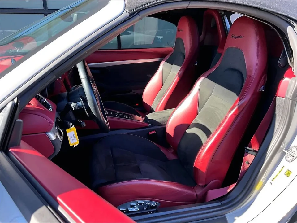 2021 Porsche 718 Boxster Spyder - Image 5 of 7