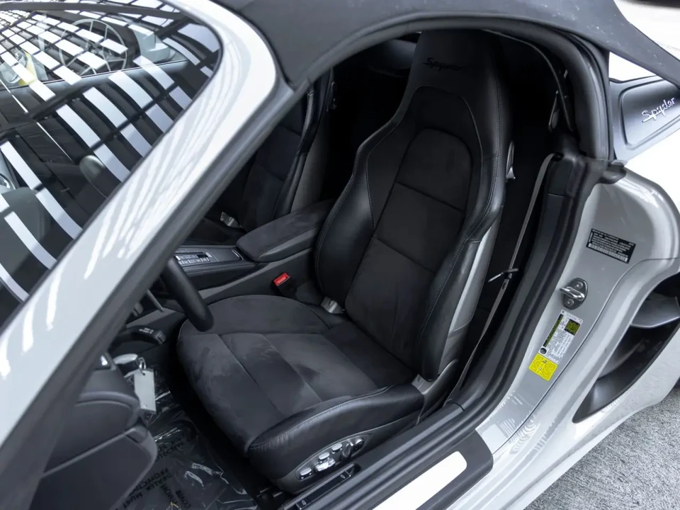 2021 Porsche 718 Boxster Spyder - Image 5 of 12