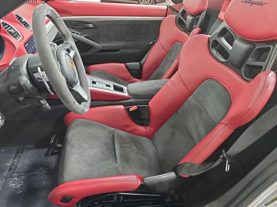 2021 Porsche 718 Boxster Spyder - Image 5 of 5