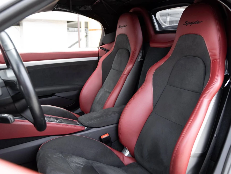 2021 Porsche 718 Boxster Spyder - Image 5 of 5
