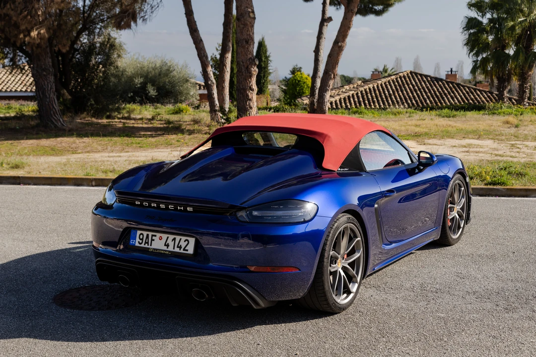 2021 Porsche 718 Boxster Spyder - Image 24 of 31