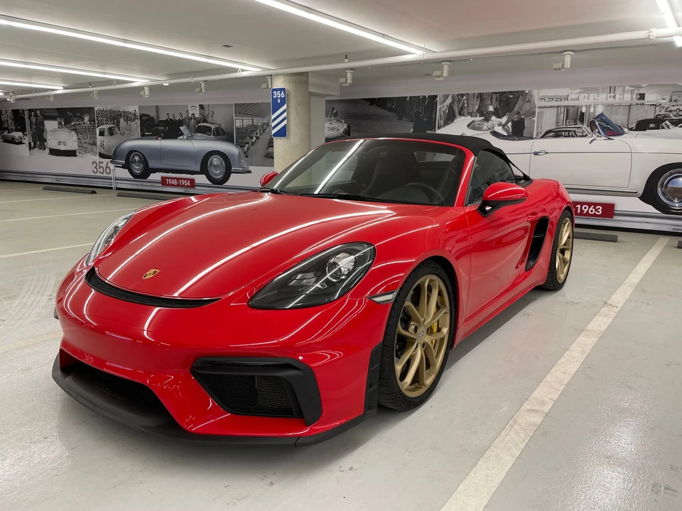2021 Porsche 718 Boxster Spyder - Image 7 of 15