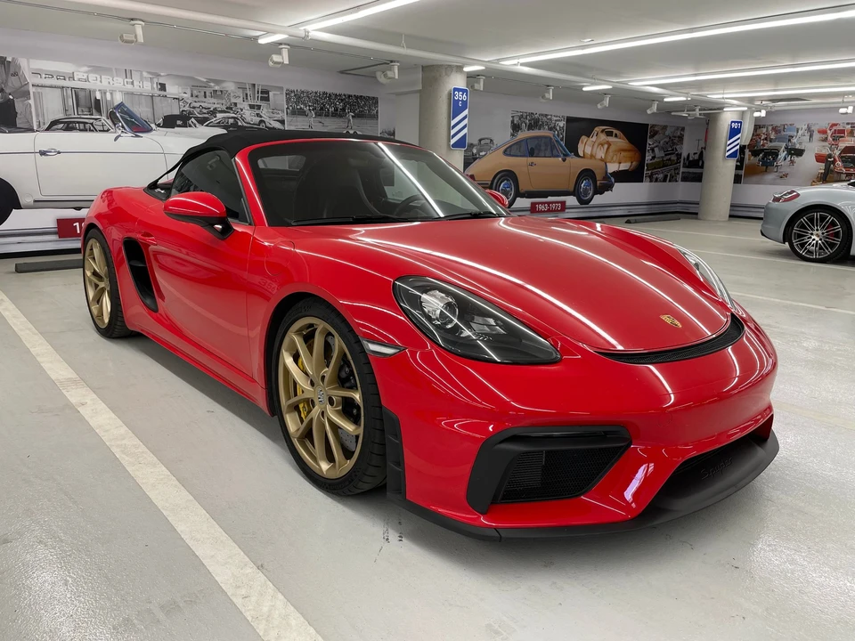 2021 Porsche 718 Boxster Spyder - Image 9 of 15