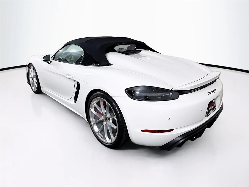 2021 Porsche 718 Boxster Spyder - Image 8 of 21