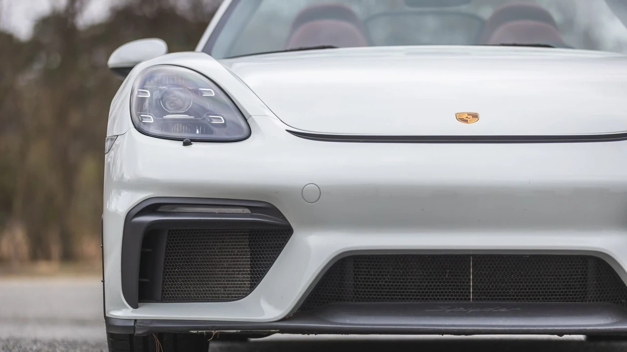2021 Porsche 718 Boxster Spyder - Image 30 of 31