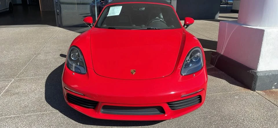 2021 Porsche 718 Boxster - Image 2 of 8