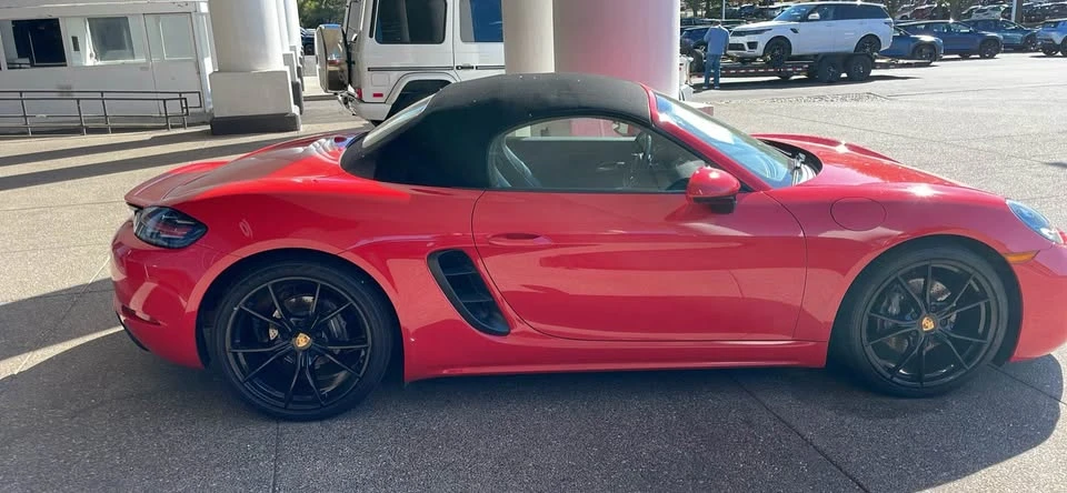 2021 Porsche 718 Boxster - Image 8 of 8