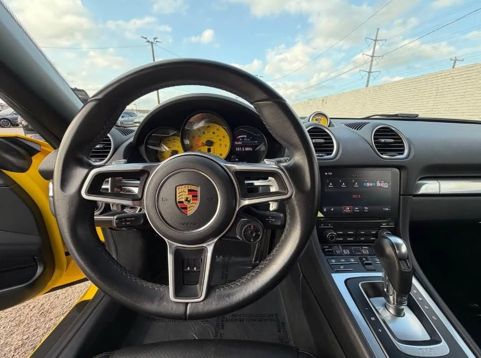 2021 Porsche 718 Boxster S - Image 10 of 19