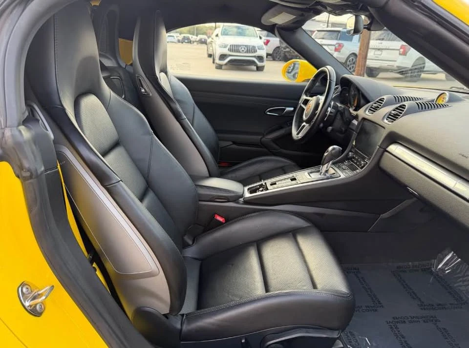 2021 Porsche 718 Boxster S - Image 18 of 19