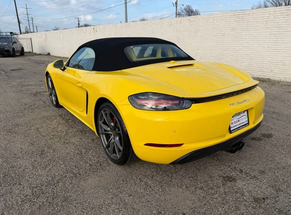 2021 Porsche 718 Boxster S - Image 3 of 19