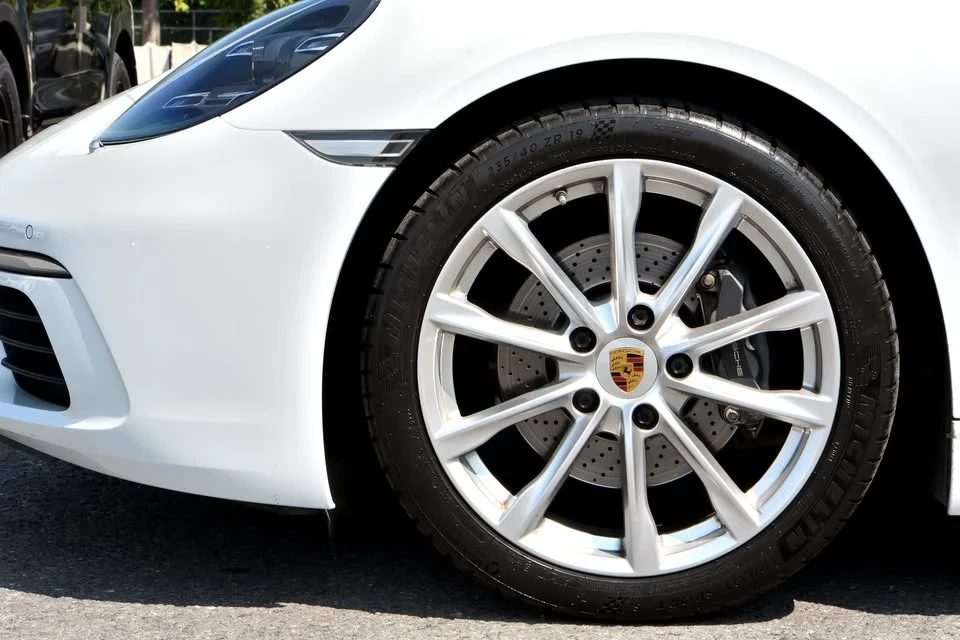 2021 Porsche 718 Boxster - Image 8 of 20