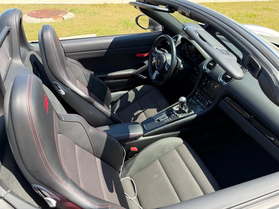 2021 Porsche 718 Boxster T - Image 15 of 17