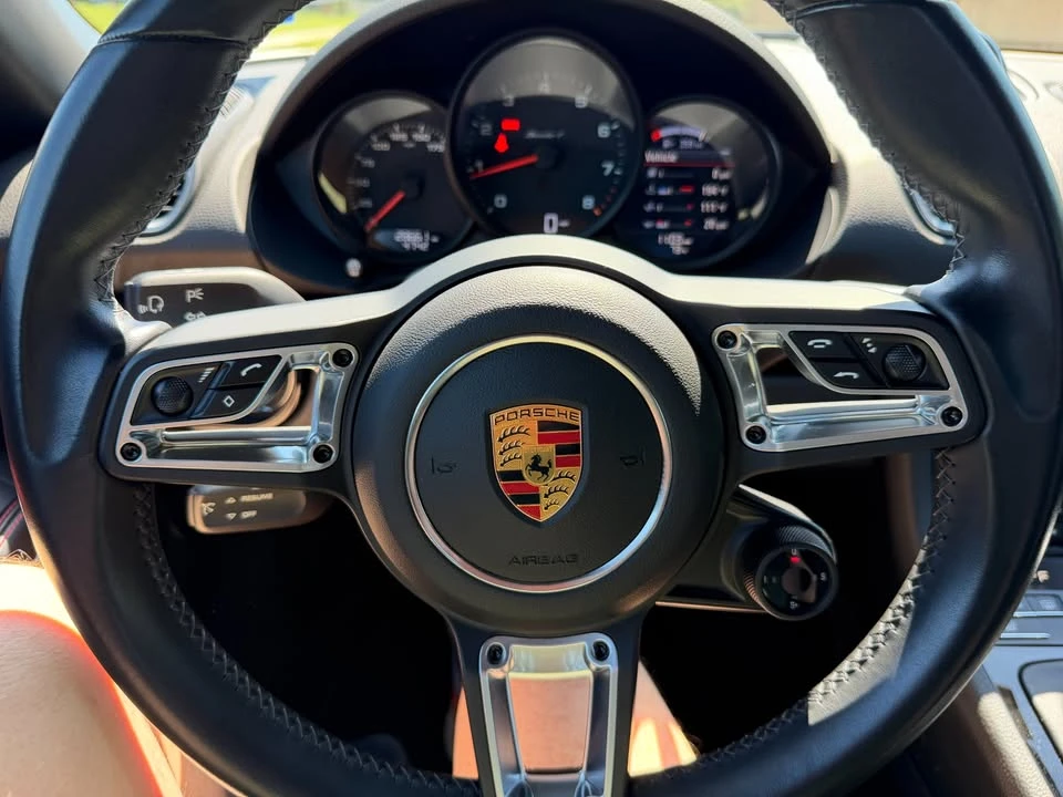 2021 Porsche 718 Boxster T - Image 7 of 17