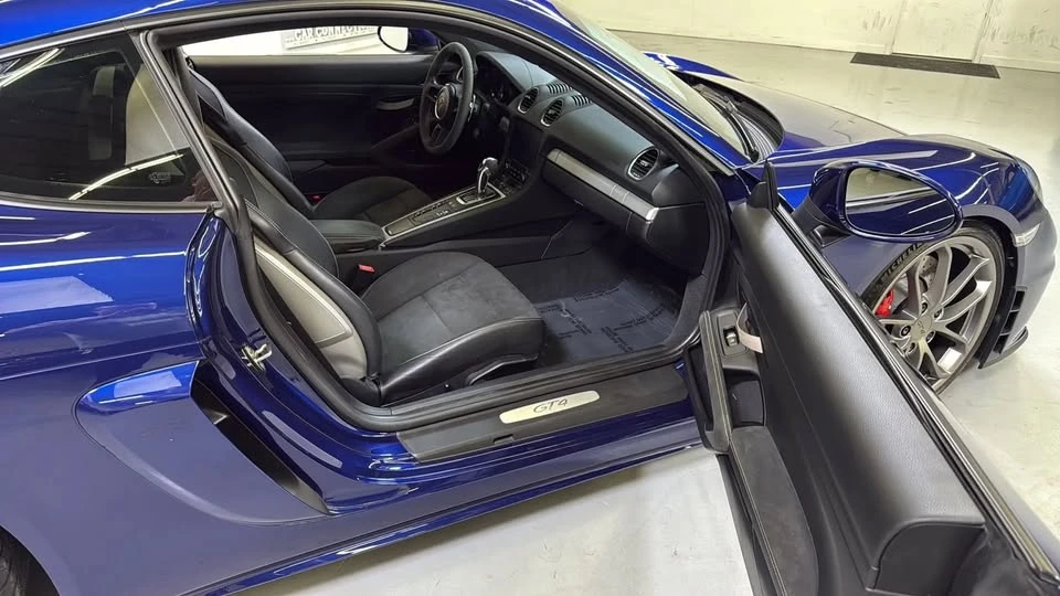 2021 Porsche 718 Cayman - Image 19 of 19