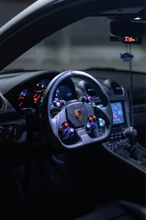 2021 Porsche 718 Cayman - Image 10 of 11