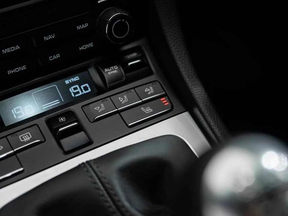 2021 Porsche 718 Cayman - Image 13 of 19
