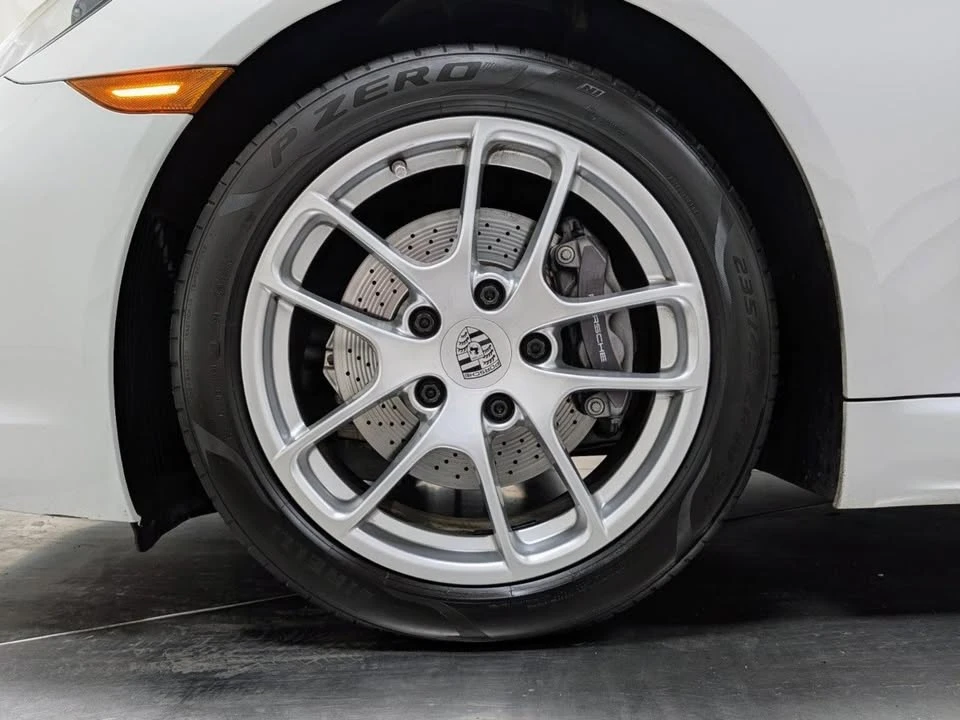 2021 Porsche 718 Cayman - Image 13 of 20