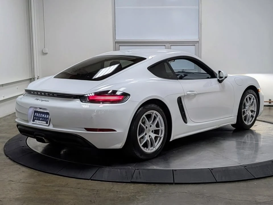 2021 Porsche 718 Cayman - Image 9 of 20