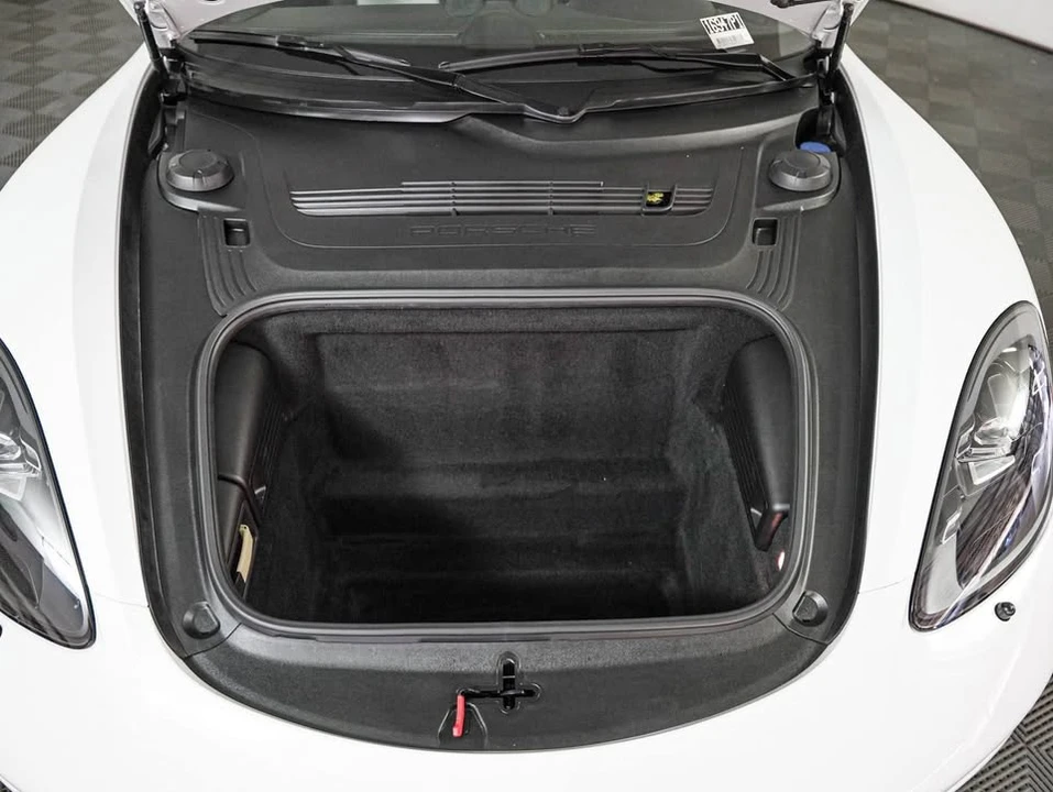 2021 Porsche 718 Cayman - Image 6 of 9