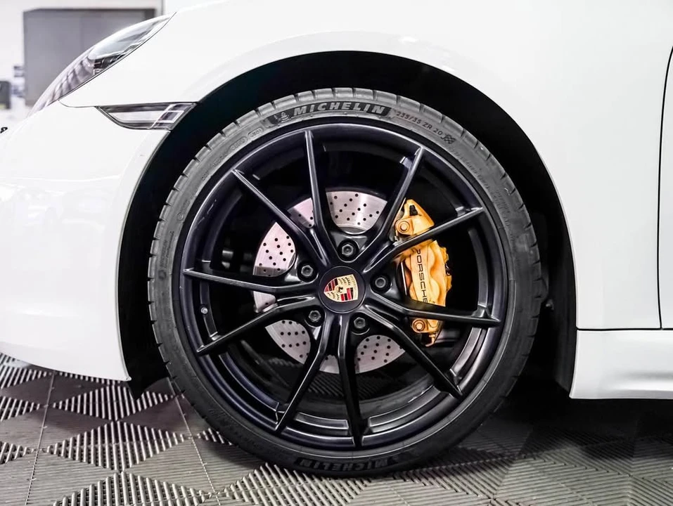 2021 Porsche 718 Cayman - Image 7 of 9