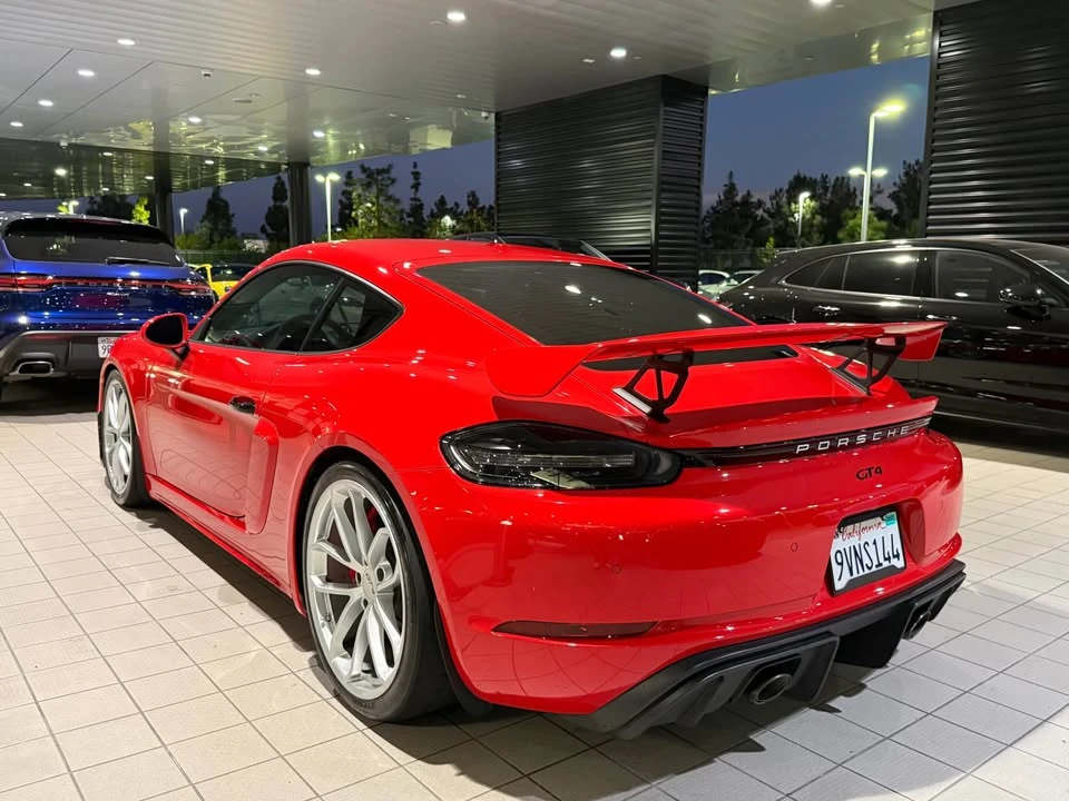 2021 Porsche 718 Cayman GT4 - Image 6 of 9