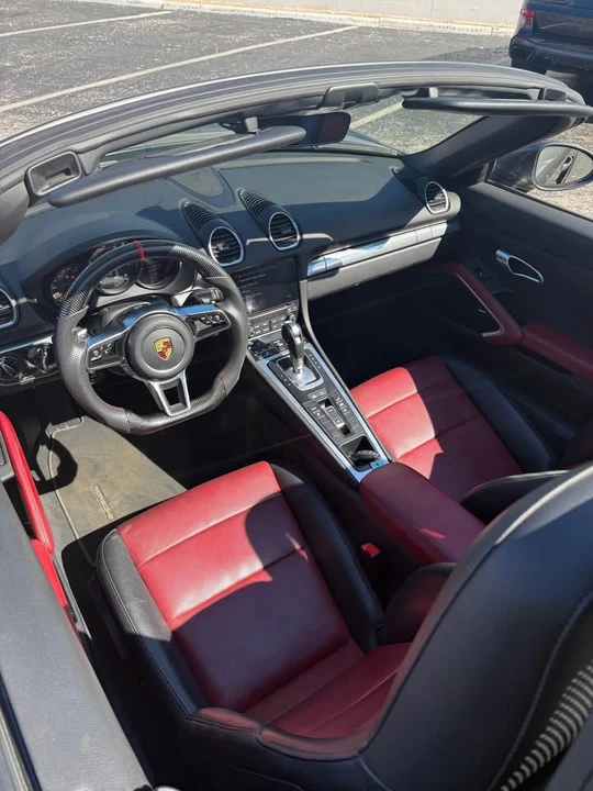 2021 Porsche 718 Cayman T - Image 12 of 19