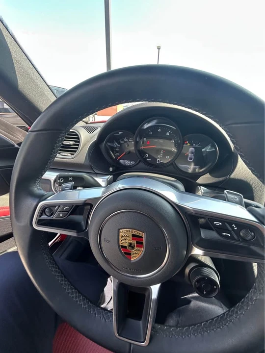 2021 Porsche 718 Cayman T - Image 6 of 9