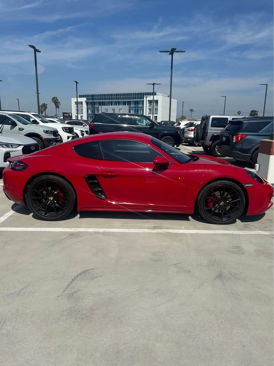 2021 Porsche 718 Cayman T - Image 2 of 9