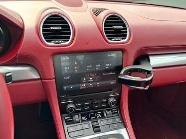2021 Porsche 718 Cayman - Image 17 of 19