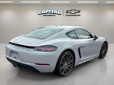 2021 Porsche 718 Cayman - Image 8 of 19