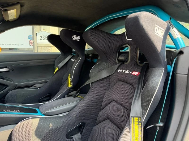 2021 Porsche 718 Cayman GT4 - Image 18 of 20