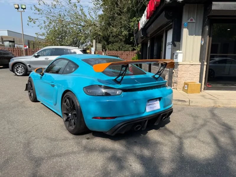 2021 Porsche 718 Cayman GT4 - Image 7 of 20