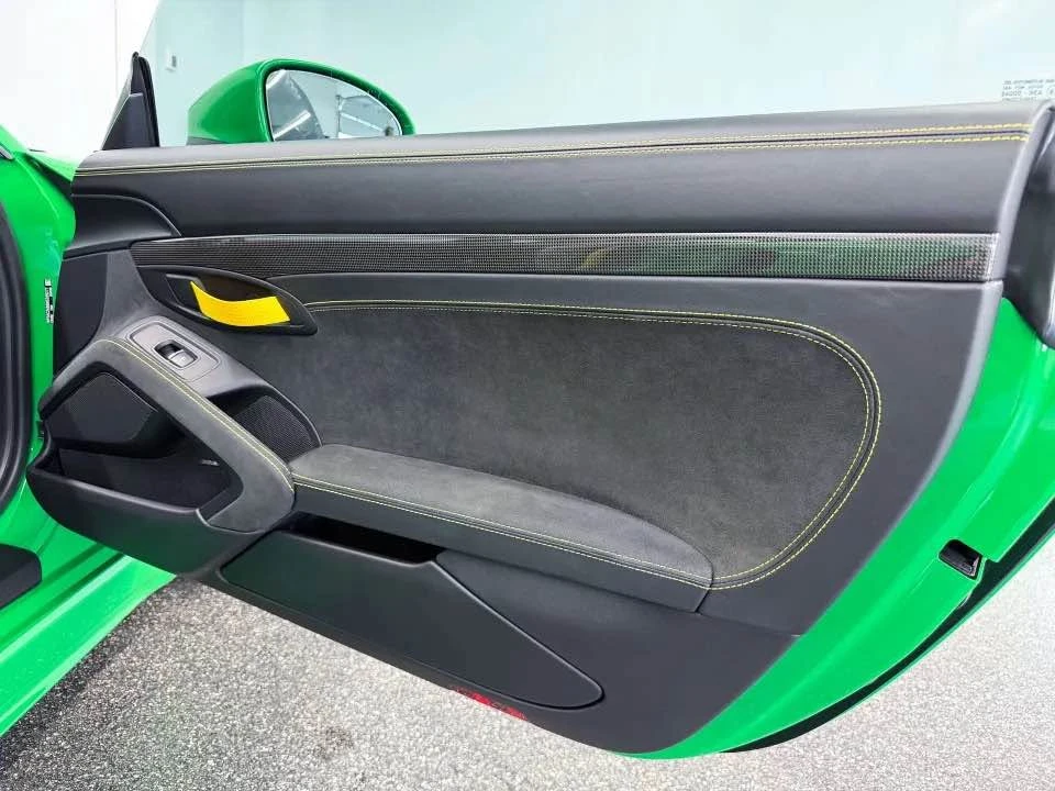 2021 Porsche 718 Cayman GT4 - Image 17 of 20